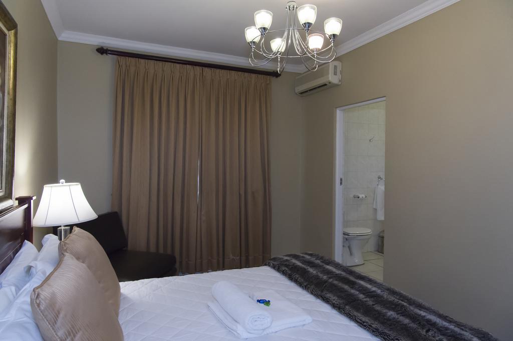 Bayswater Lodge Bloemfontein Esterno foto